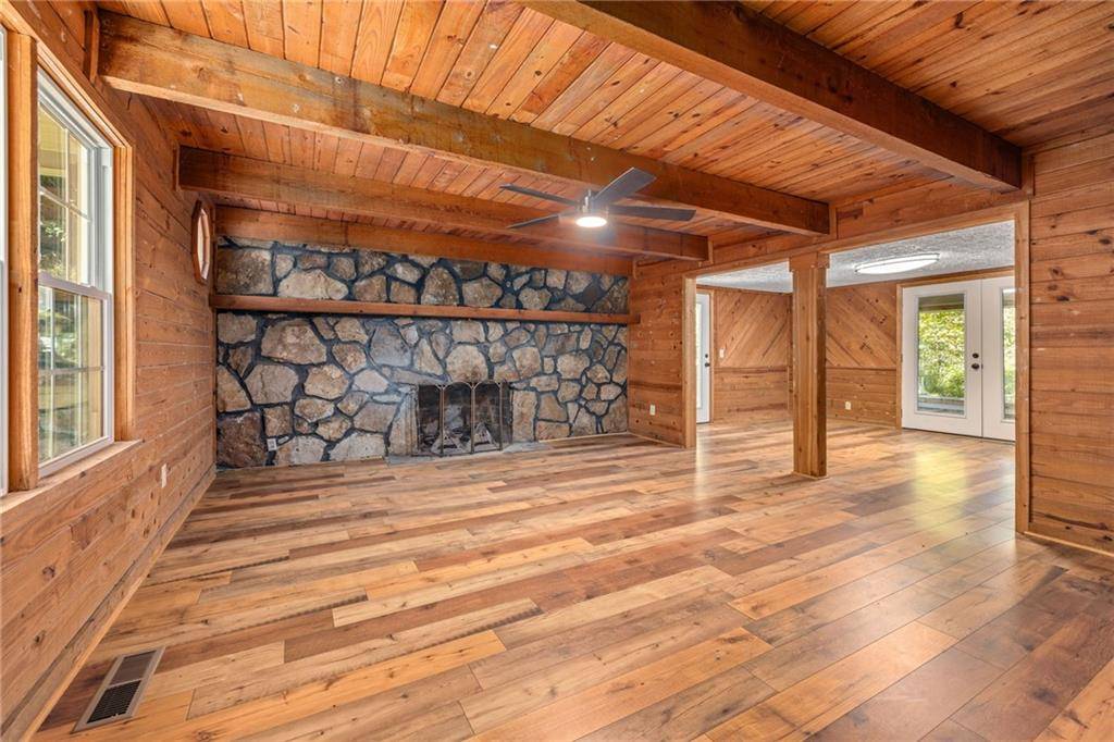 Dawsonville, GA 30534,1619 Price RD