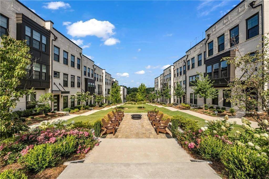 Atlanta, GA 30318,552 Ember LN