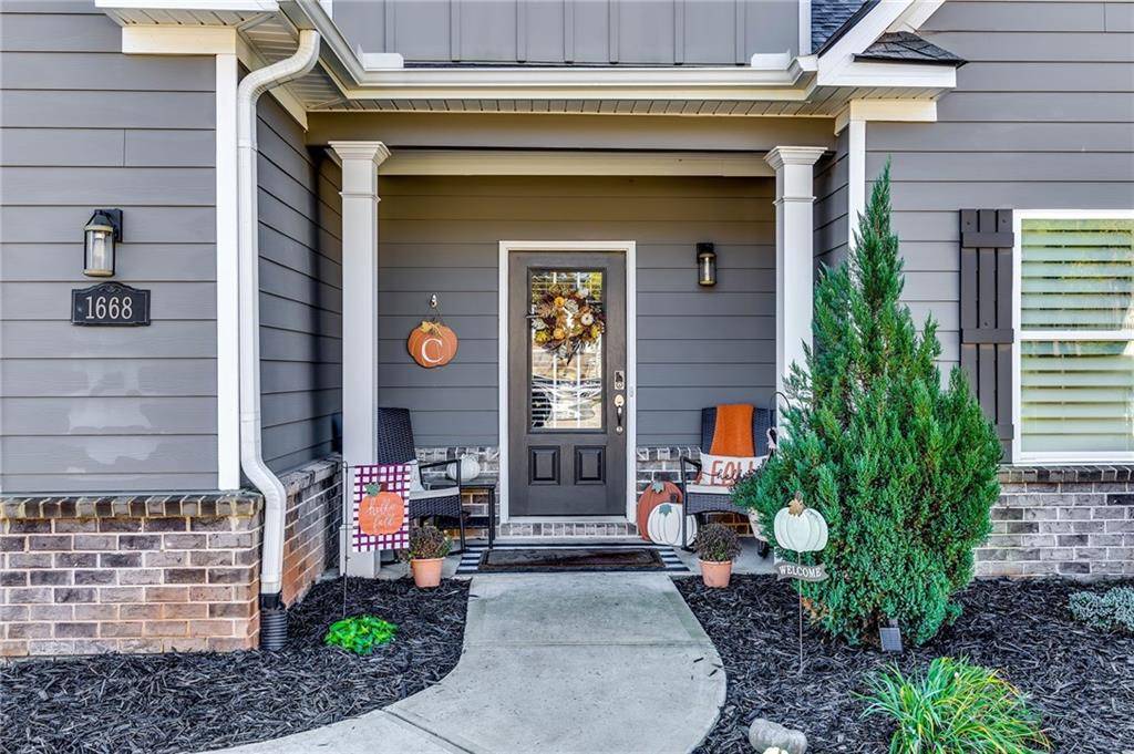 Monroe, GA 30656,1668 Carriage CT