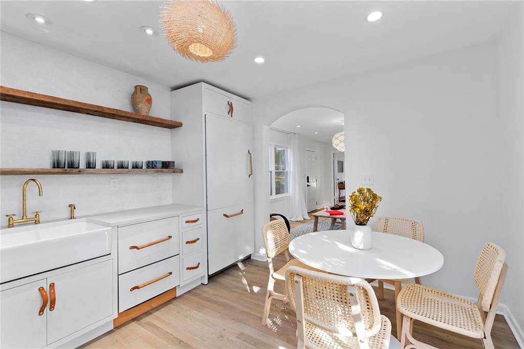 Atlanta, GA 30313,716 Stokeswood AVE SE #2B