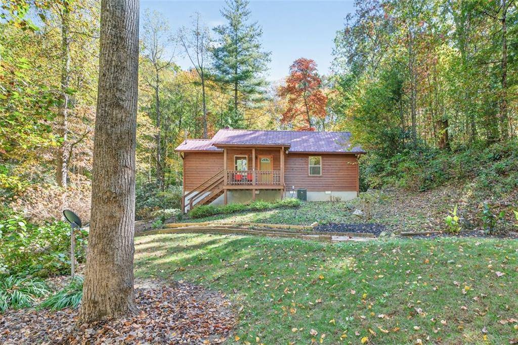 Tiger, GA 30576,489 GLASSY ORCHARD RD