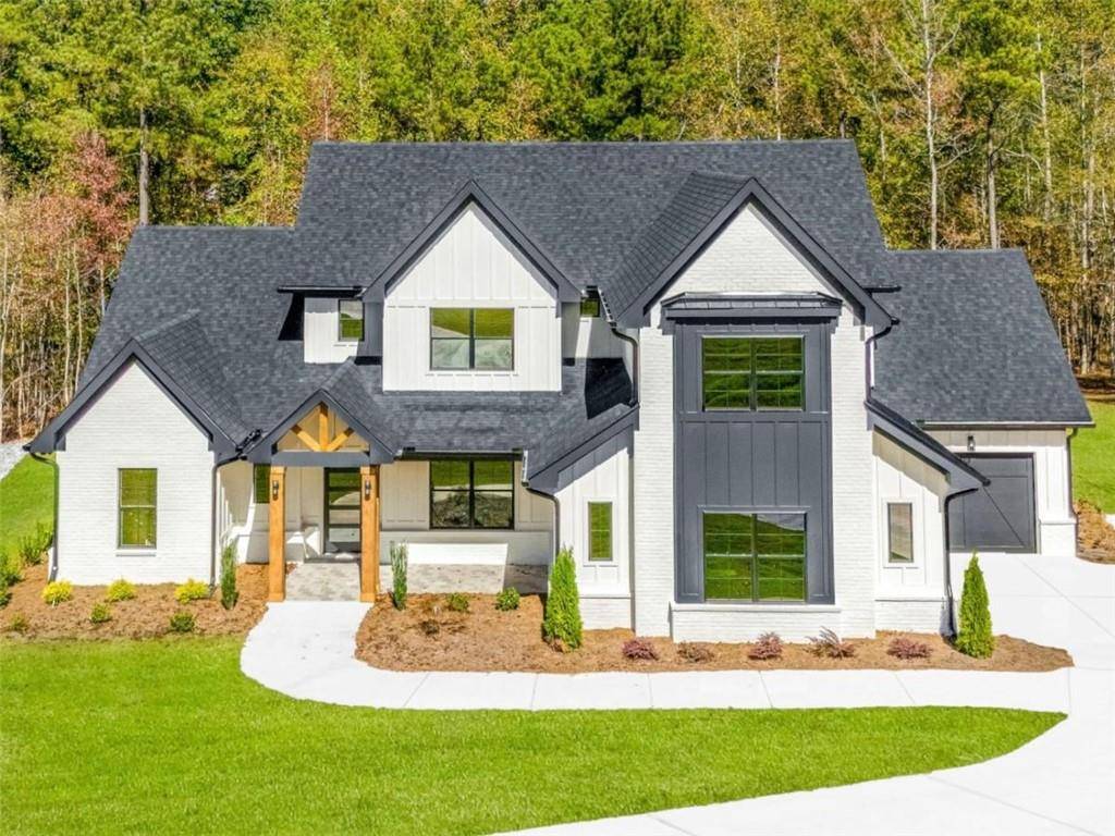 Newnan, GA 30265,121 Forest Berry CT