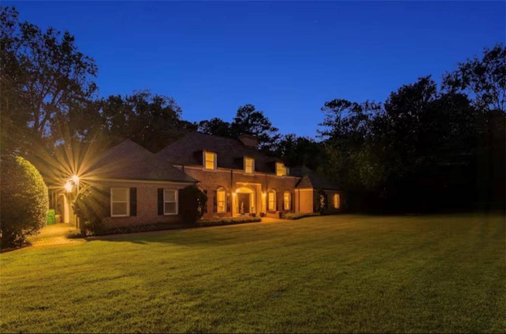 Lithonia, GA 30058,6043 Giles RD