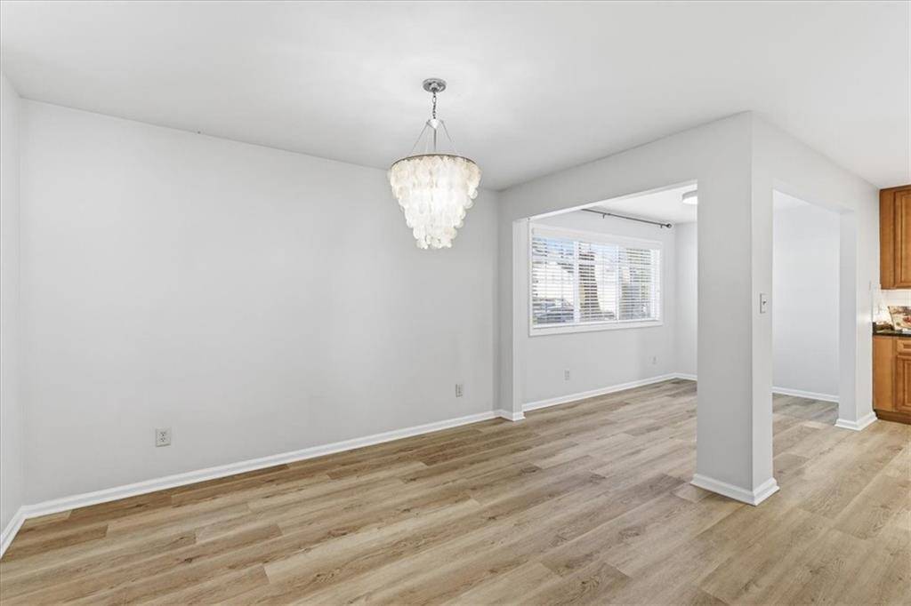 Brookhaven, GA 30319,1468 Briarwood RD NE #303