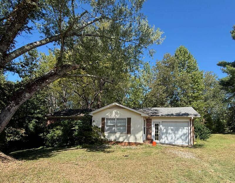 Dahlonega, GA 30533,16 Welch CIR