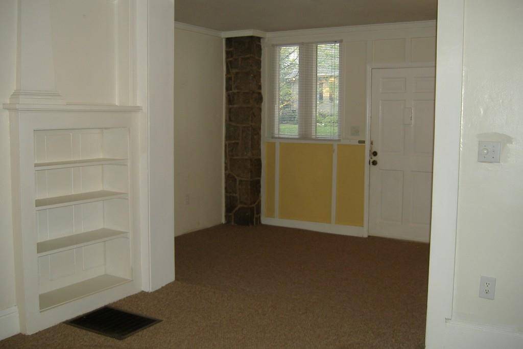 Atlanta, GA 30306,547 Elmwood DR NE