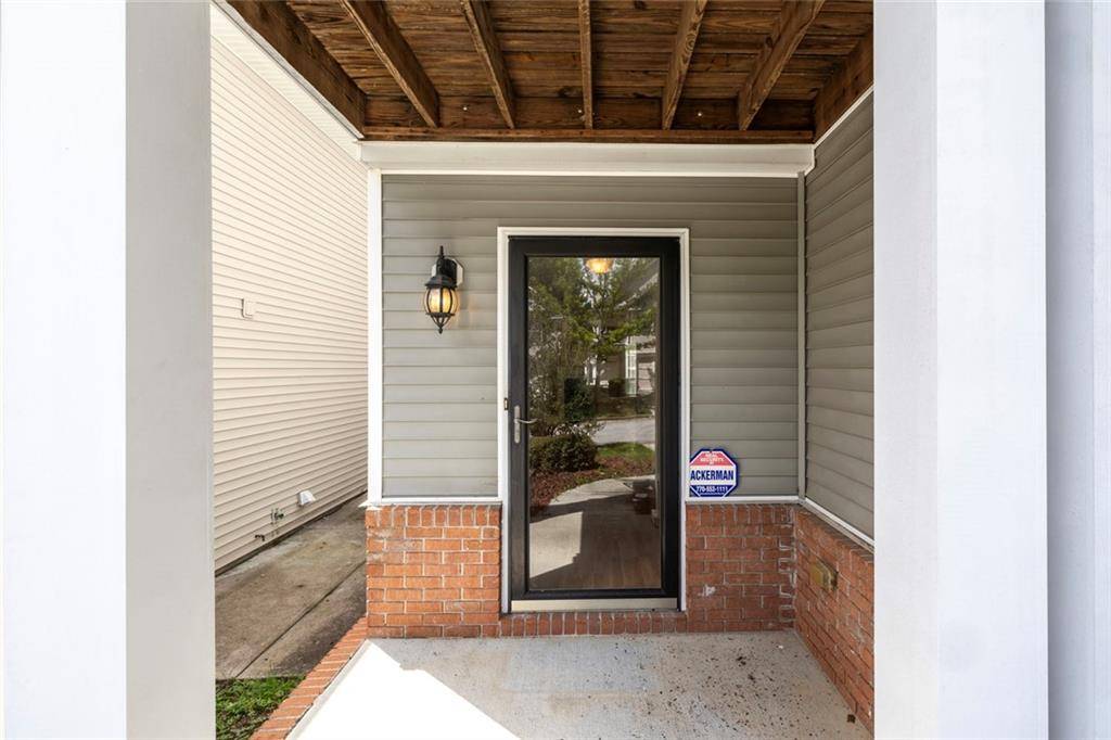 Lithonia, GA 30058,663 Lakes CIR