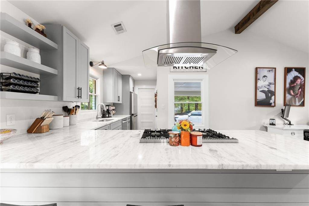 Cumming, GA 30040,5190 Spot RD