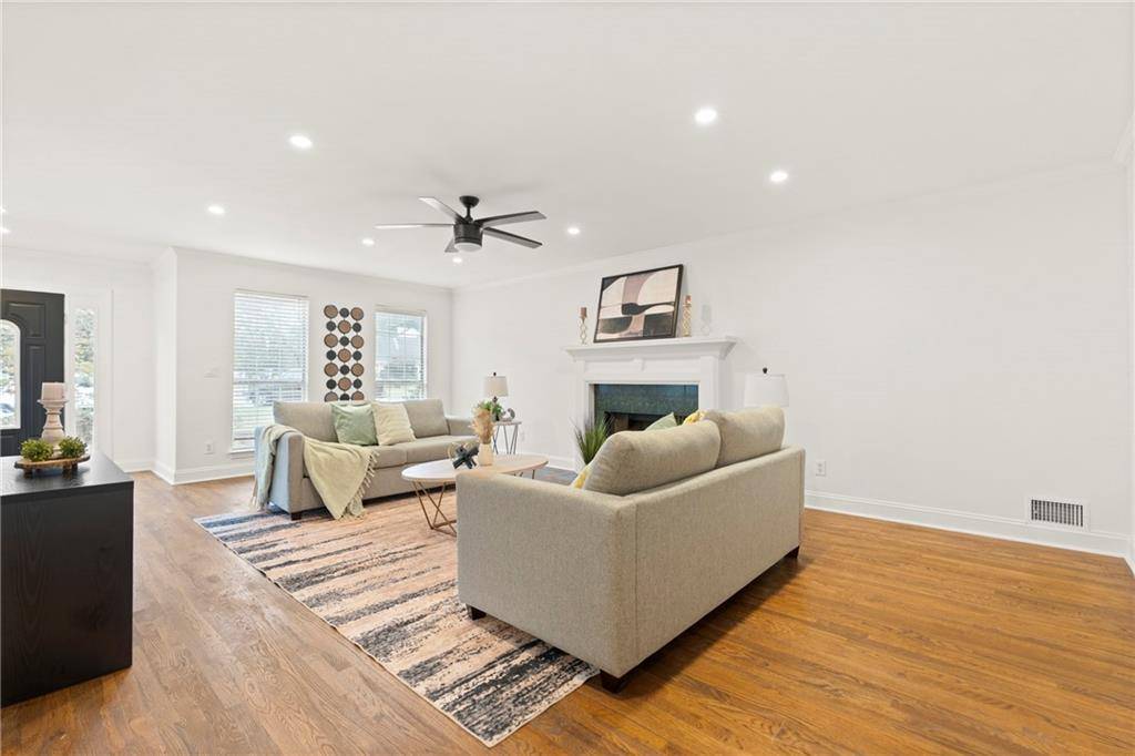 Grayson, GA 30017,560 Flowering TRL