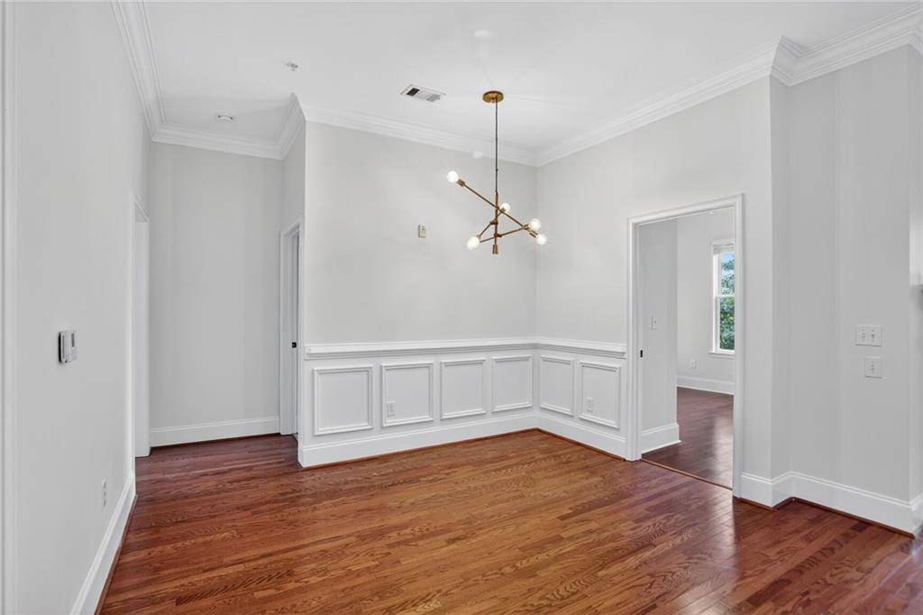 Atlanta, GA 30346,11 Perimeter Center E #1411