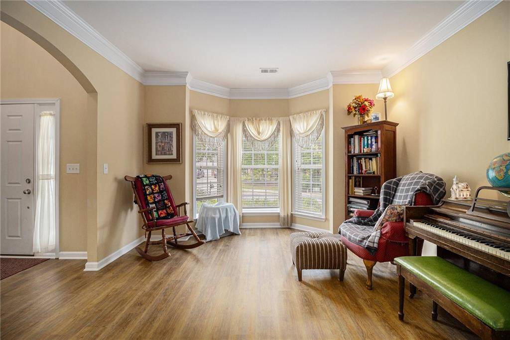 Cumming, GA 30028,5925 Crescent Landing DR