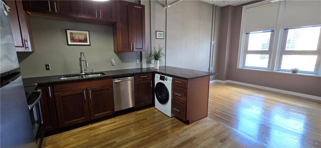 Atlanta, GA 30303,20 Marietta ST NW #16A