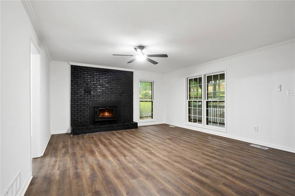 Mableton, GA 30126,6032 Lakeshore DR SE