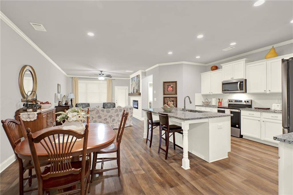 Flowery Branch, GA 30542,5310 Gray Birch BND