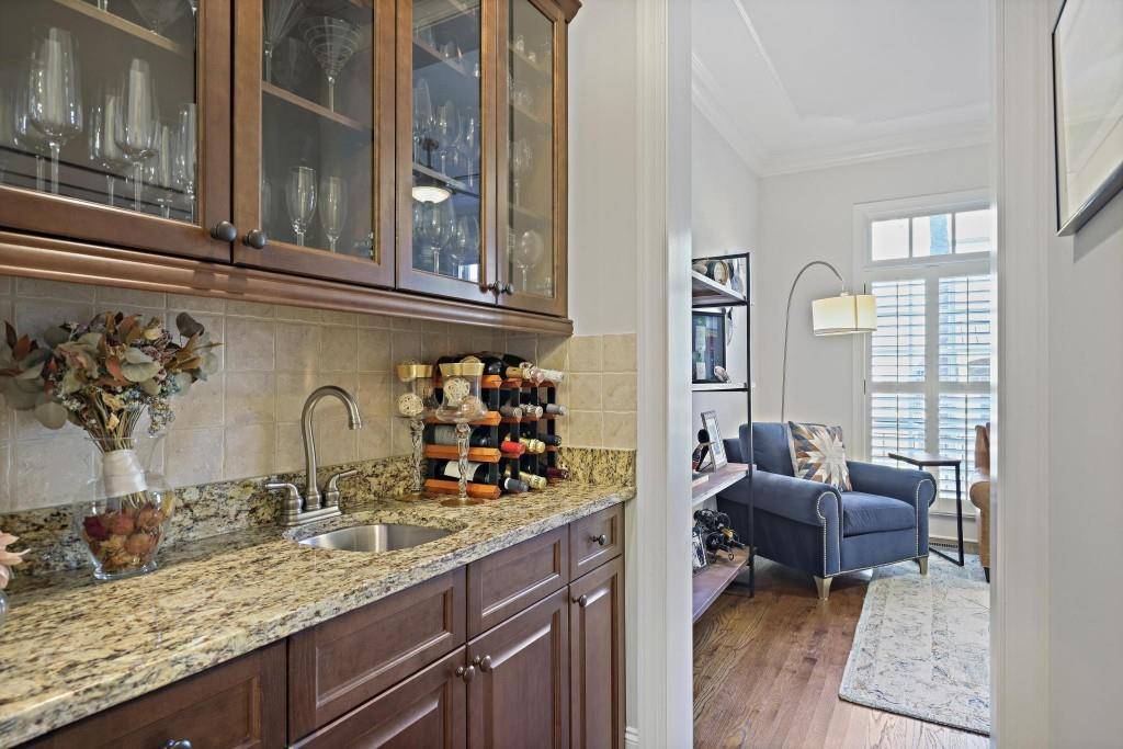 Atlanta, GA 30342,548 Sarabrook PL