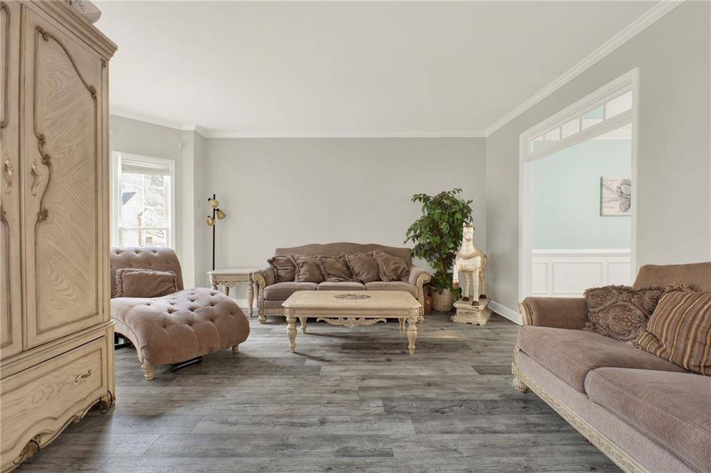 Woodstock, GA 30189,559 Fairway DR