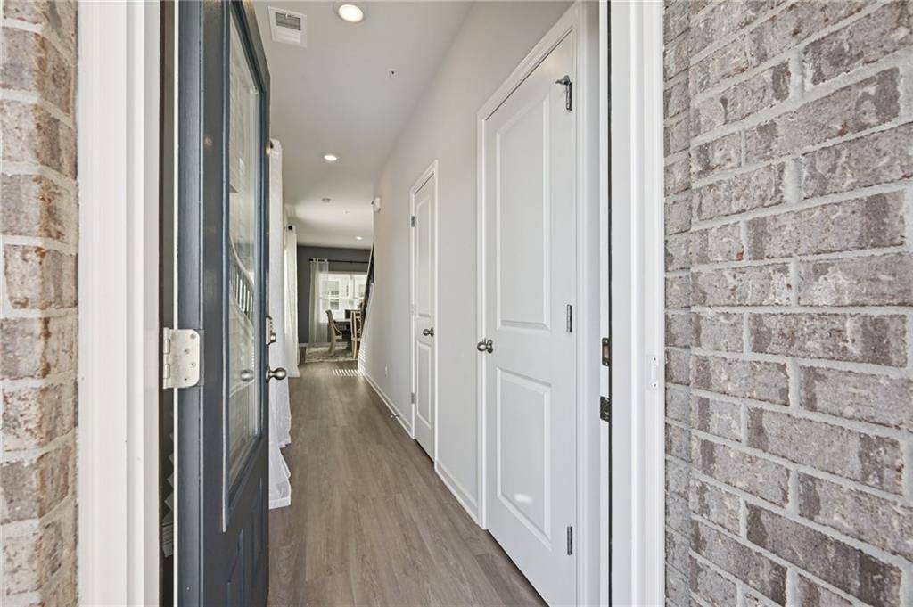 Woodstock, GA 30189,362 Lanier CIR