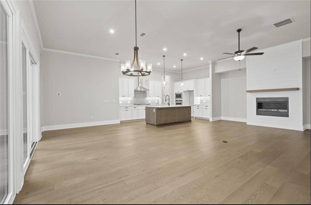 Woodstock, GA 30189,89 Batten Board WAY