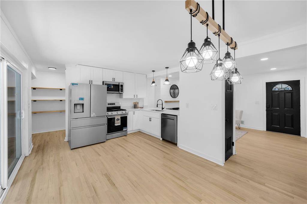 Clarkston, GA 30021,929 Creekdale DR