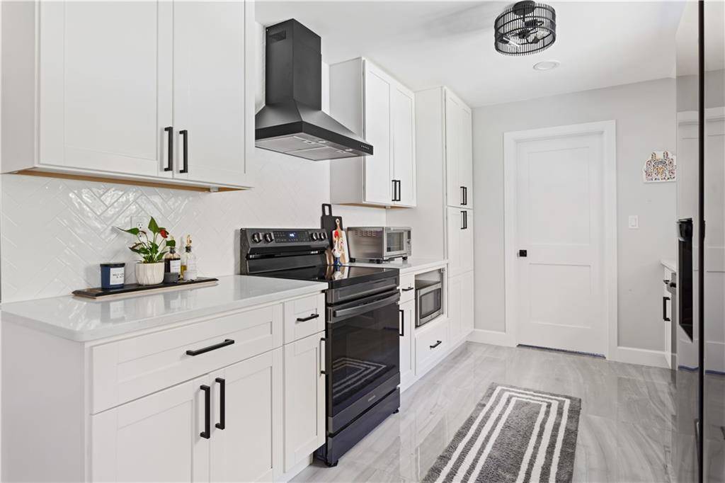 Atlanta, GA 30349,5925 Old Bill Cook RD