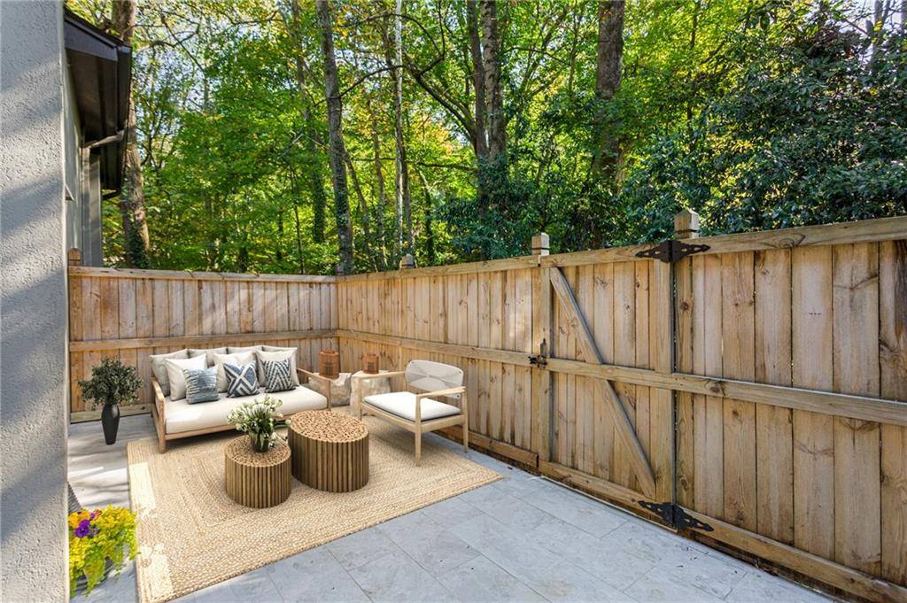 Atlanta, GA 30342,48 IVY RDG NE