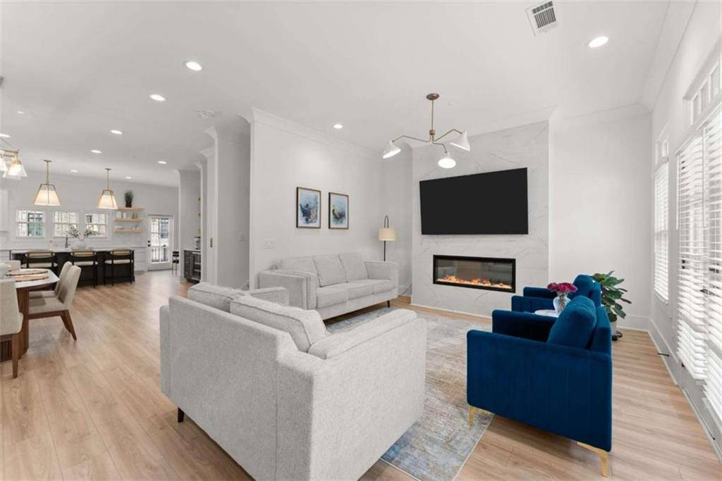 Sugar Hill, GA 30518,338 SUGARVIEW RD