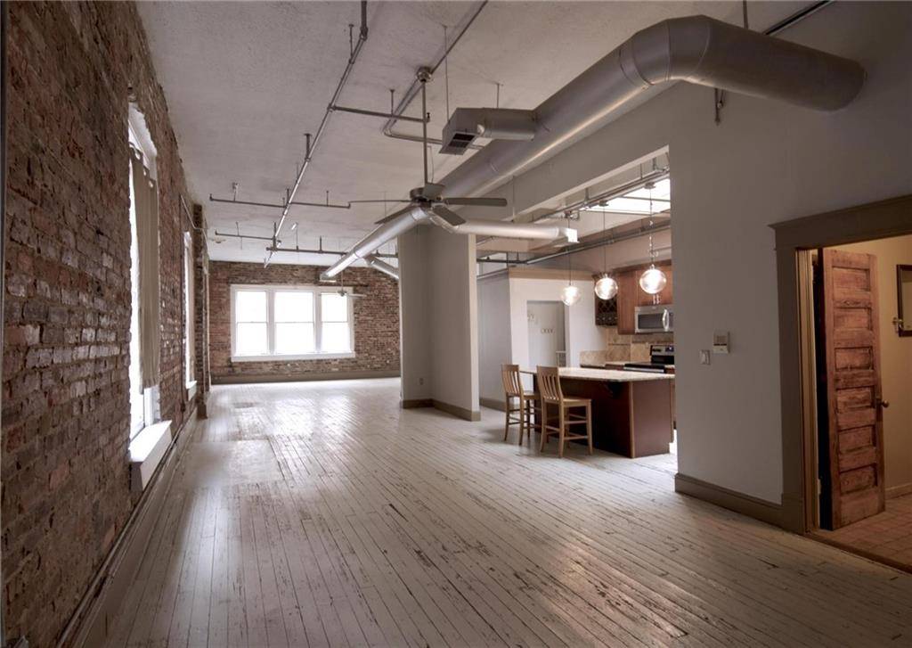 Atlanta, GA 30303,215 Mitchell ST SW #18