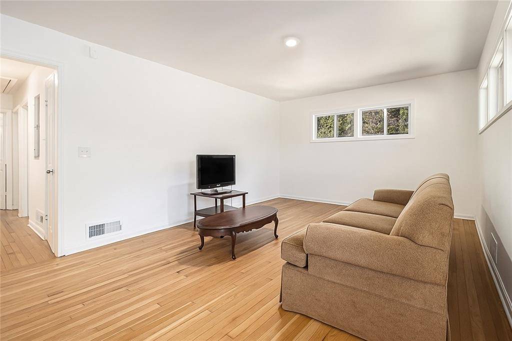 Decatur, GA 30032,2115 Nichols LN