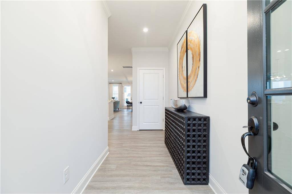 Loganville, GA 30052,868 Leraes WAY