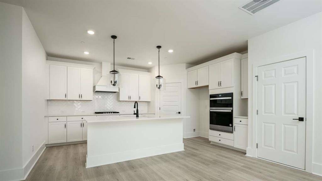 Marietta, GA 30066,1854 Butterfly WAY