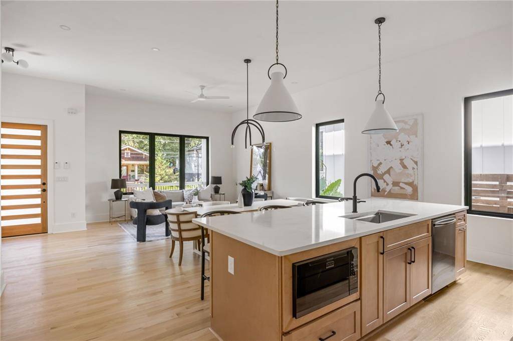 Atlanta, GA 30307,109 Flora AVE NE