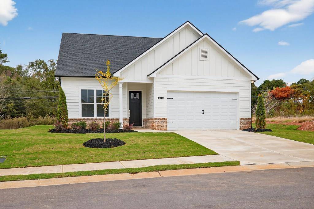 Jefferson, GA 30549,171 Crimson Feather