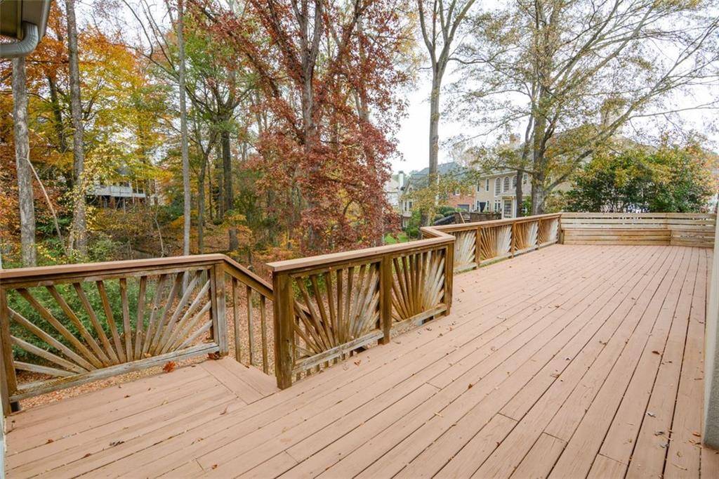 Peachtree Corners, GA 30092,5305 Linnadine WAY