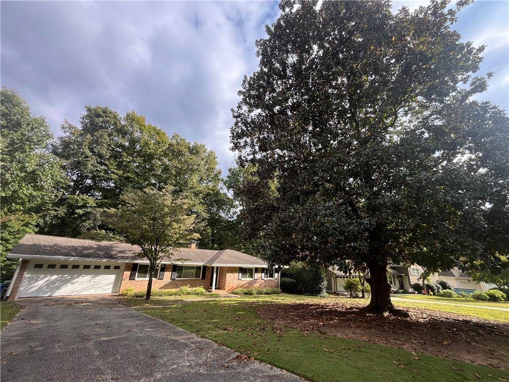 Atlanta, GA 30345,2301 Echo Hills CIR NE