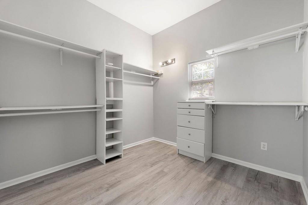 Roswell, GA 30075,880 Melody LN #A