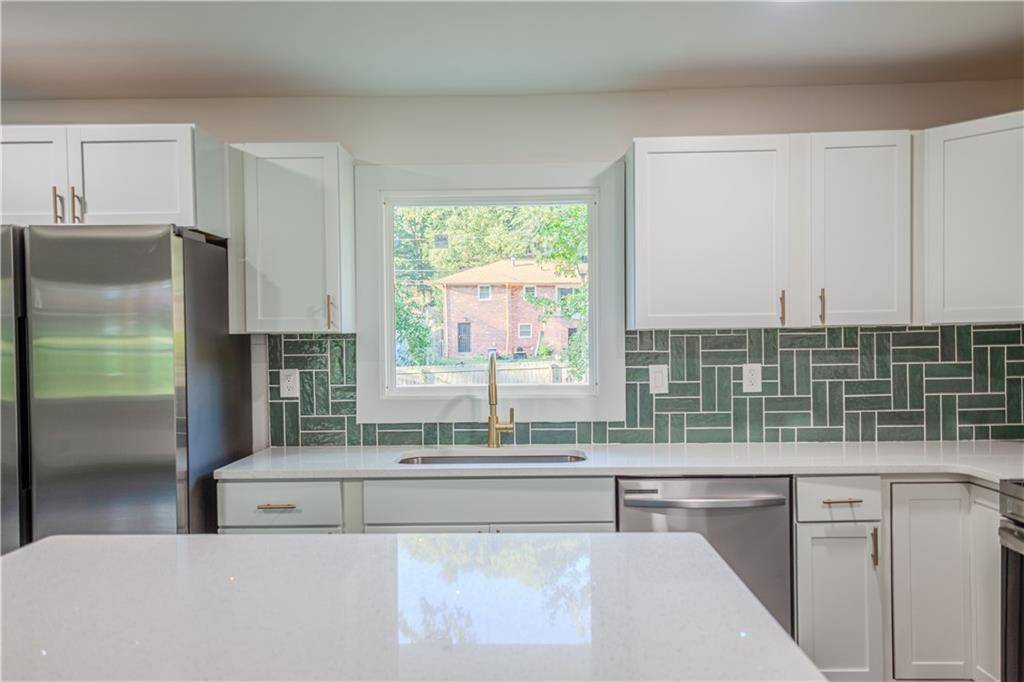 Decatur, GA 30032,3292 TONEY DR