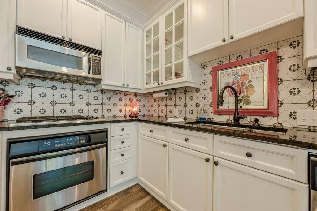 Atlanta, GA 30346,11 Perimeter Center E #1116