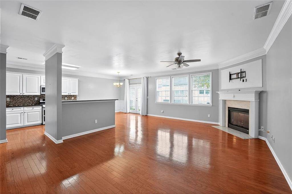 Atlanta, GA 30331,605 LOFTY LN SW