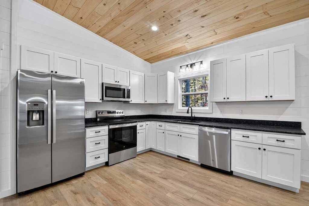 Morganton, GA 30560,85 Duck CV