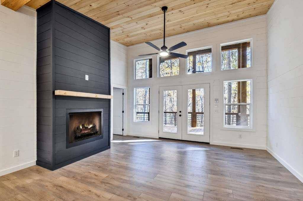 Morganton, GA 30560,85 Duck CV