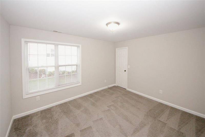 Acworth, GA 30101,365 HUNT CREEK DR