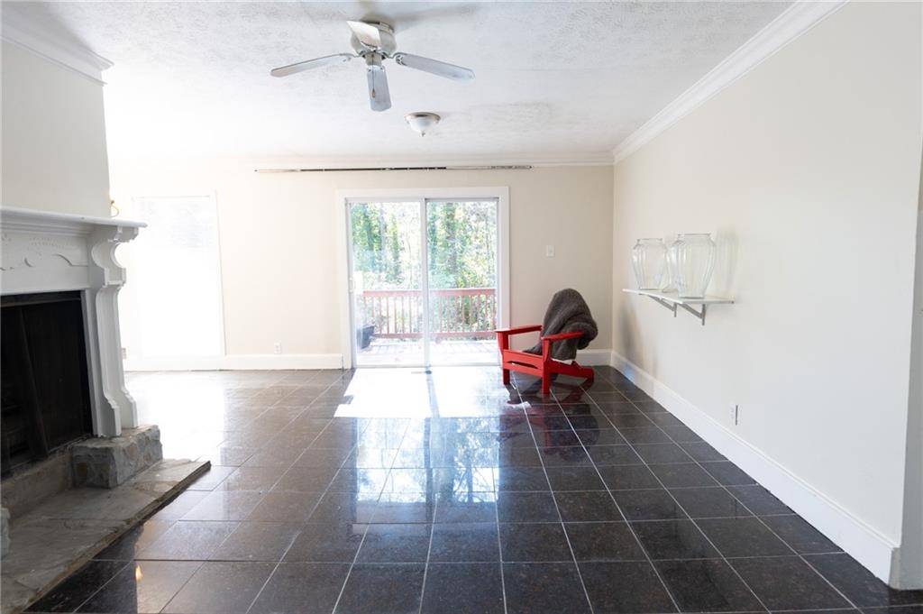 Atlanta, GA 30310,2030 PINE OAK DR SW