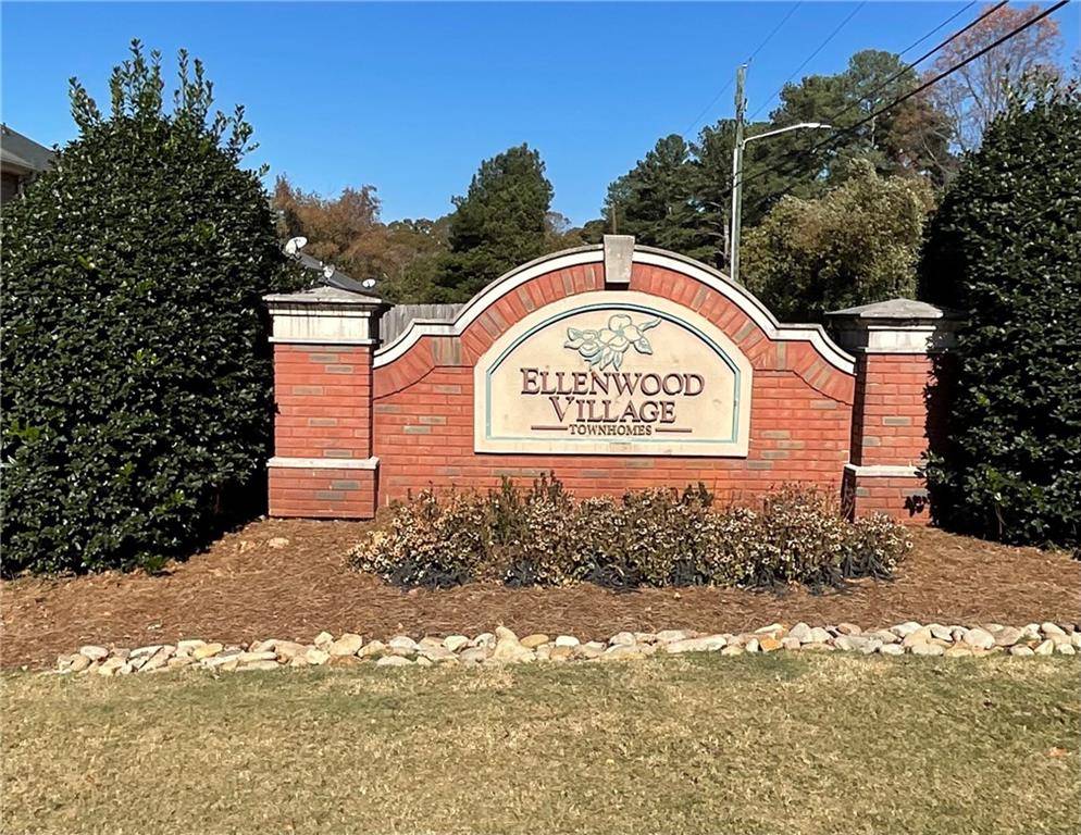 Rex, GA 30273,6303 Ellenwood DR