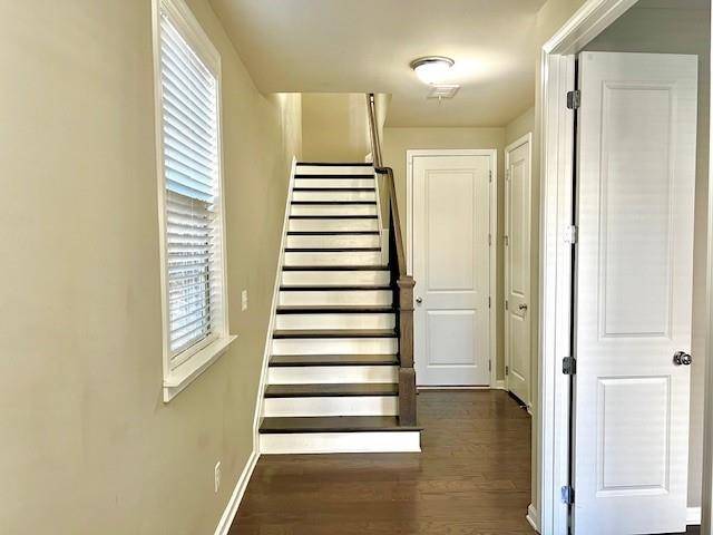 Roswell, GA 30076,10129 Windalier WAY