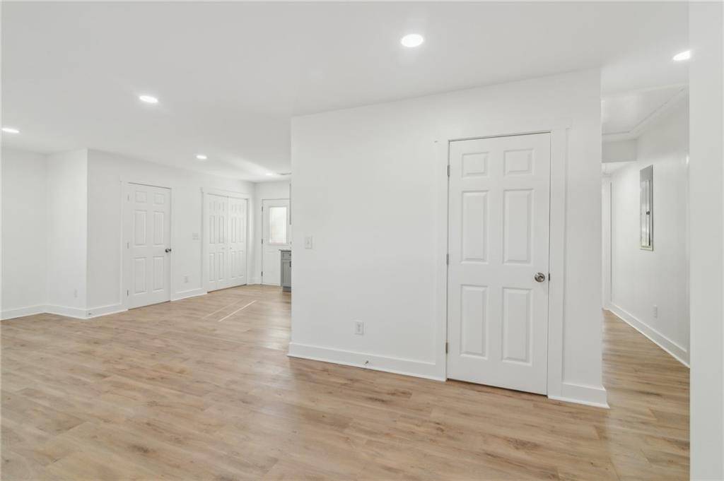 Decatur, GA 30035,4179 Hanes DR