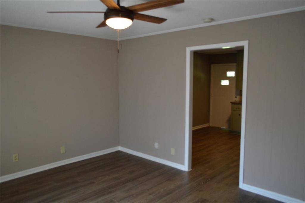 Woodstock, GA 30188,8859 Main ST #2