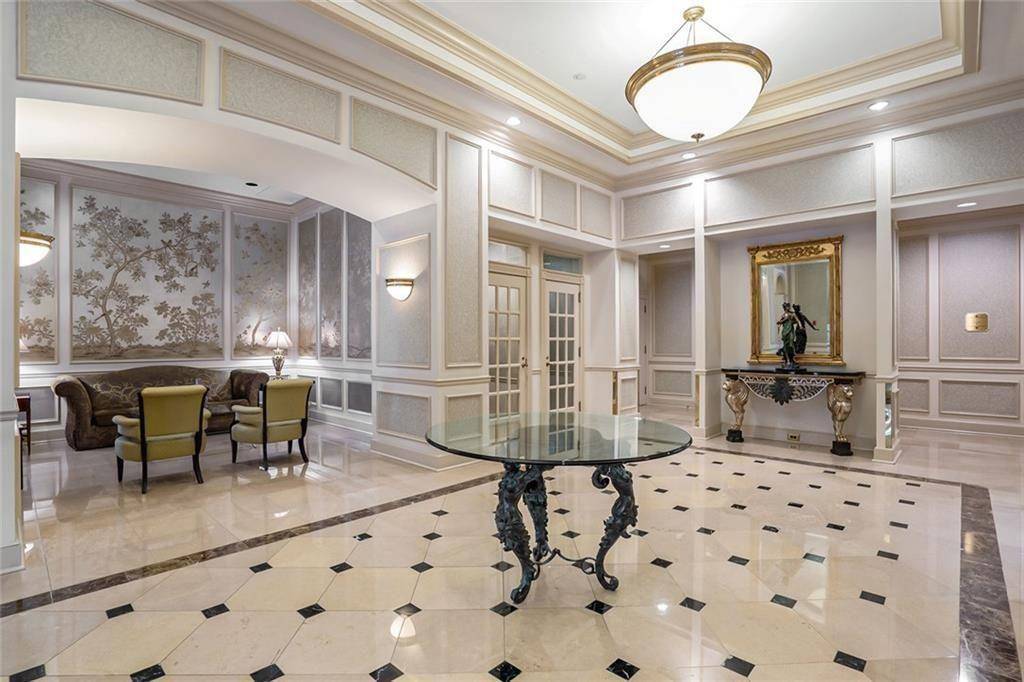 Atlanta, GA 30309,199 14th ST NE #704