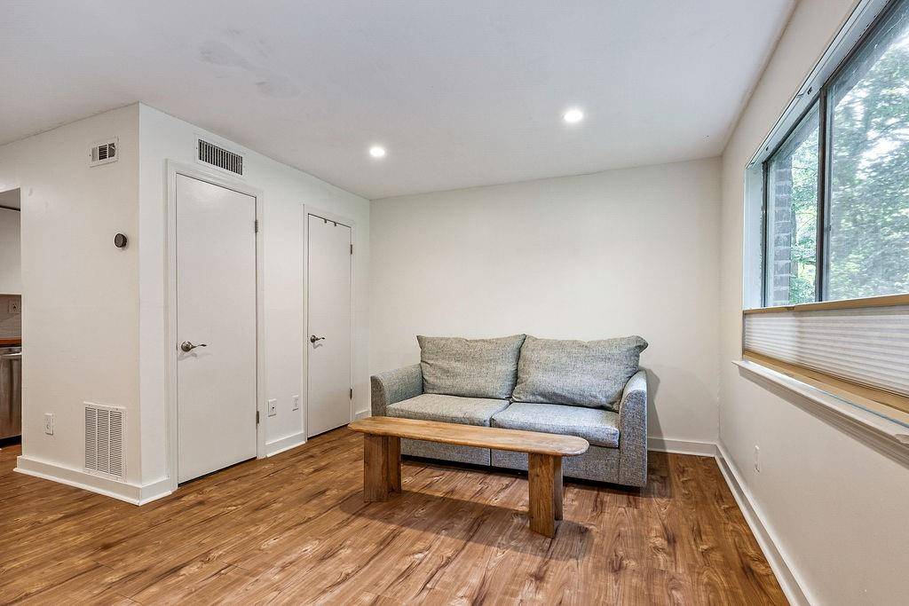 Decatur, GA 30030,1133 Clairemont AVE #D