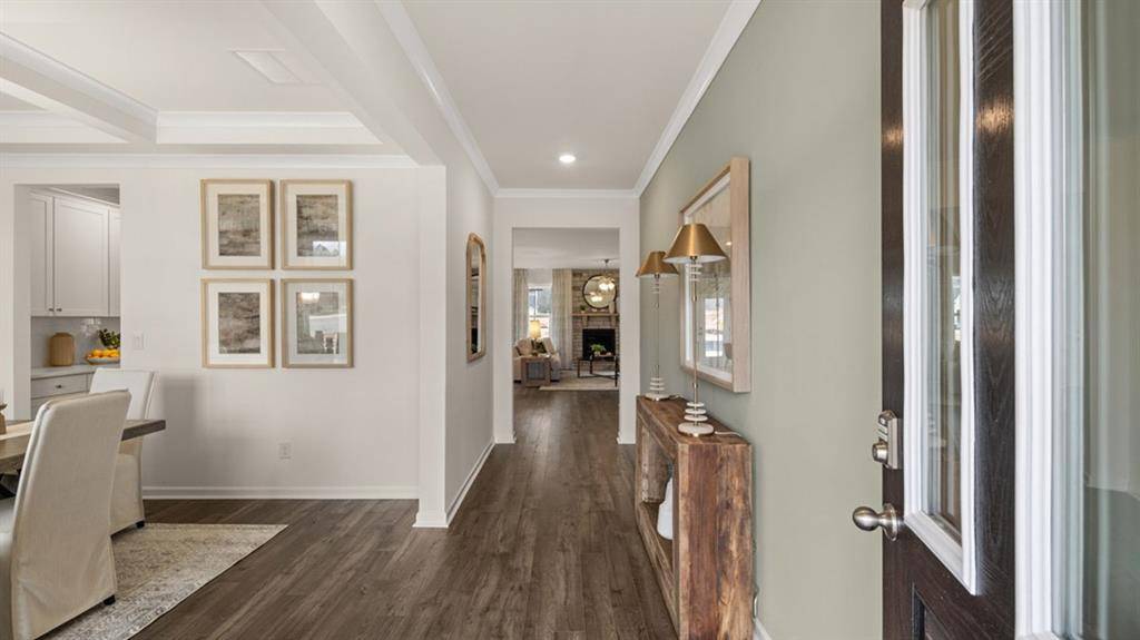 Senoia, GA 30276,305 Staffin DR