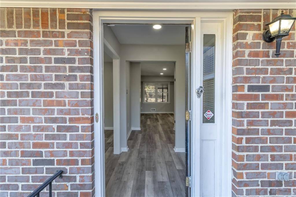 Lilburn, GA 30047,5618 Fern Creek DR SW